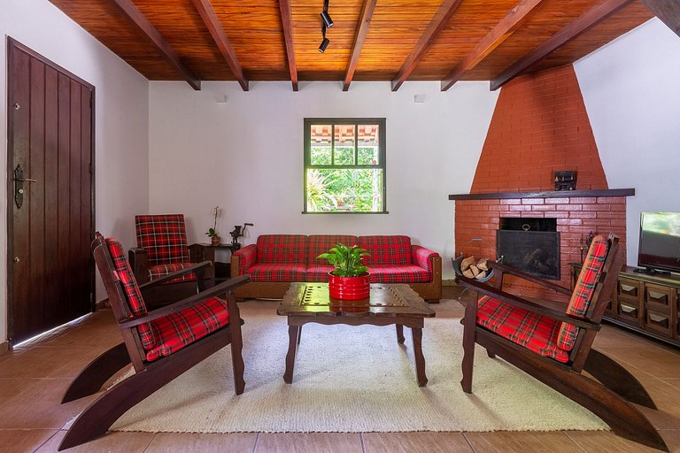 CurtaTere piscina lareira pet friendly jardim