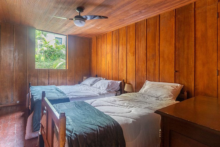 CurtaTere piscina lareira pet friendly jardim