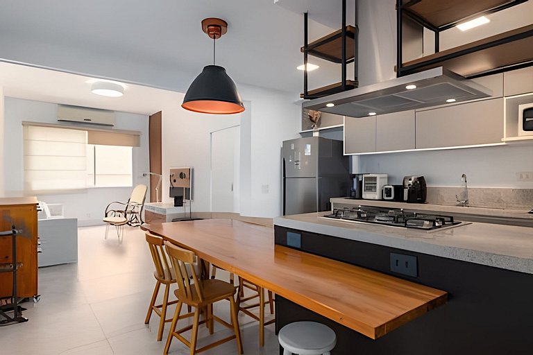 CurtaLeblon: Reformado, 2 quartos, 8 min da praia