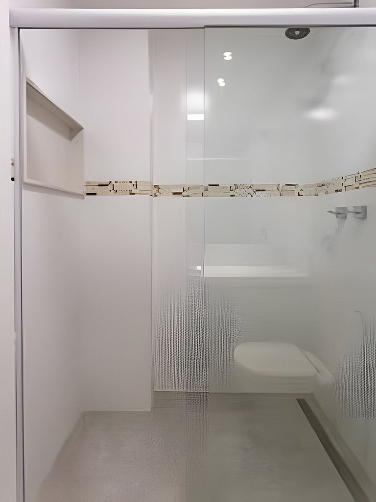 CurtaLeblon: Reformado, 2 quartos, 8 min da praia